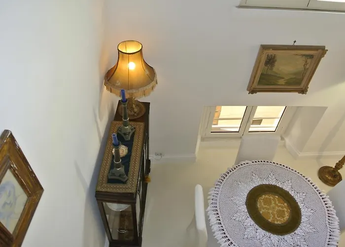 Pantheon Domus Valentino Apartment